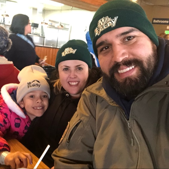 Meet your Posher, Dennis - Picture 2 of 2